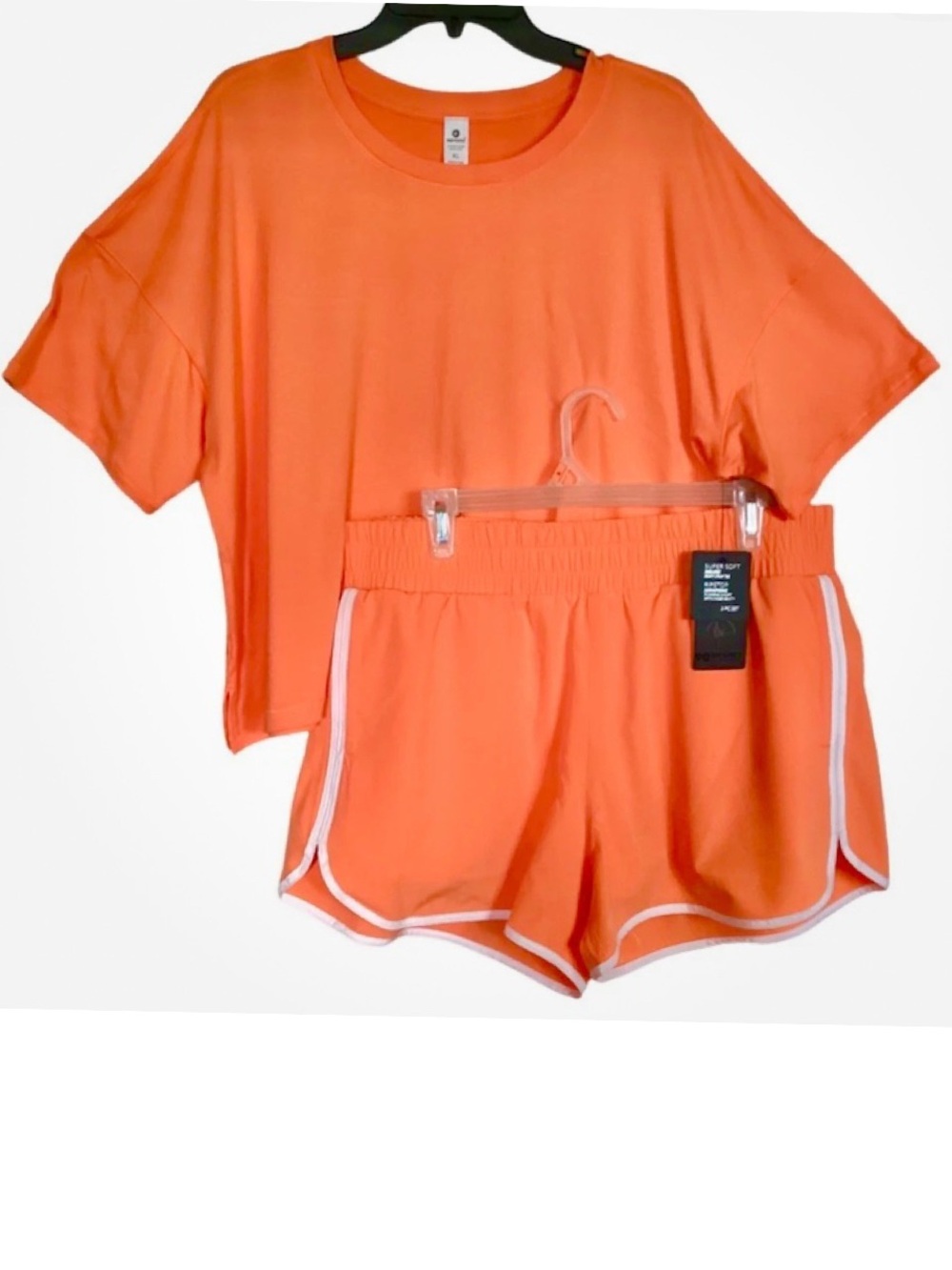 90 DEGREE BY REFLEX RUNNING SHORTS SET NWT 2PIECE CROP TEE & SHORTS XL NECTARINE